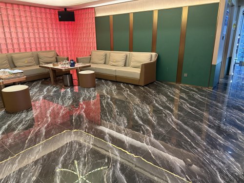 一唱歌嗓子就紧得难受？3步解锁“松弛发